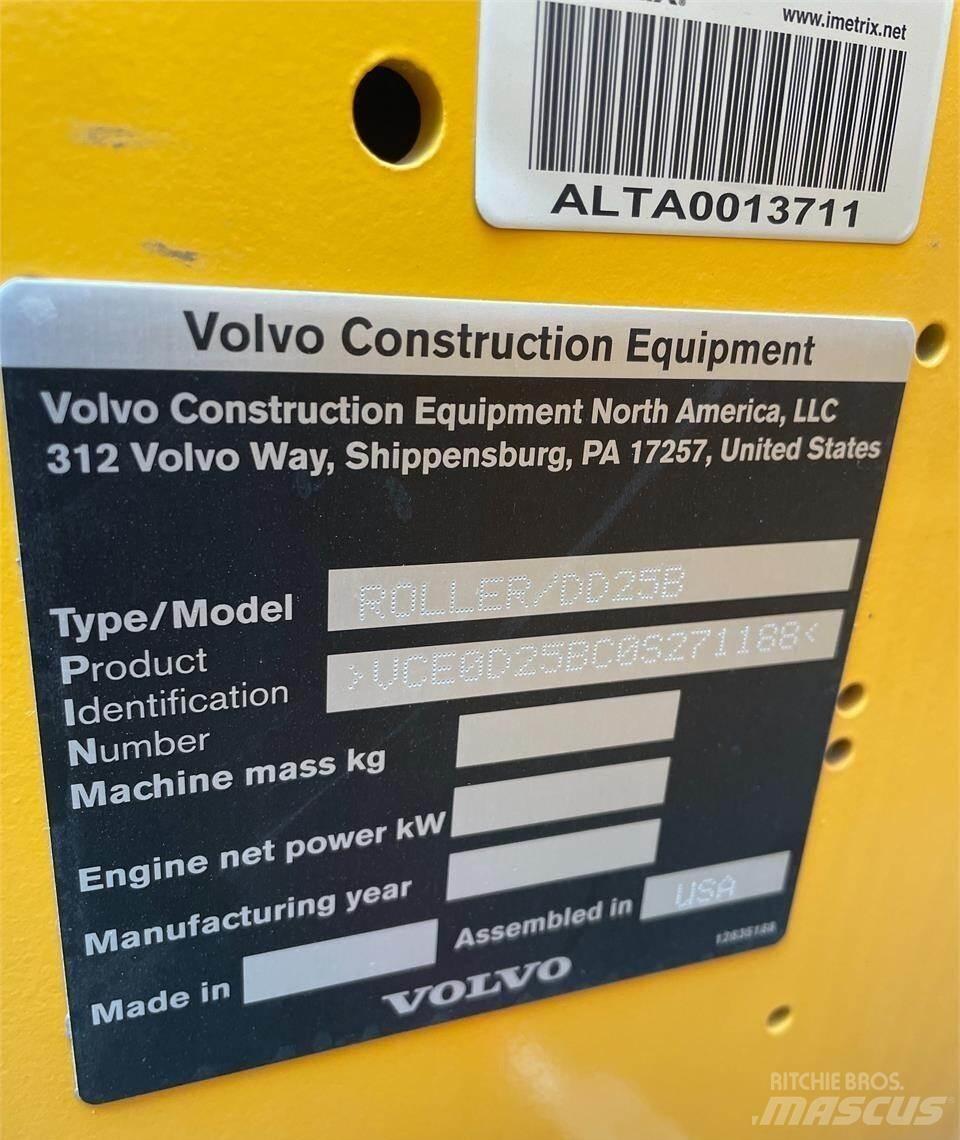 Volvo DD25B Çift tamburlu silindirler