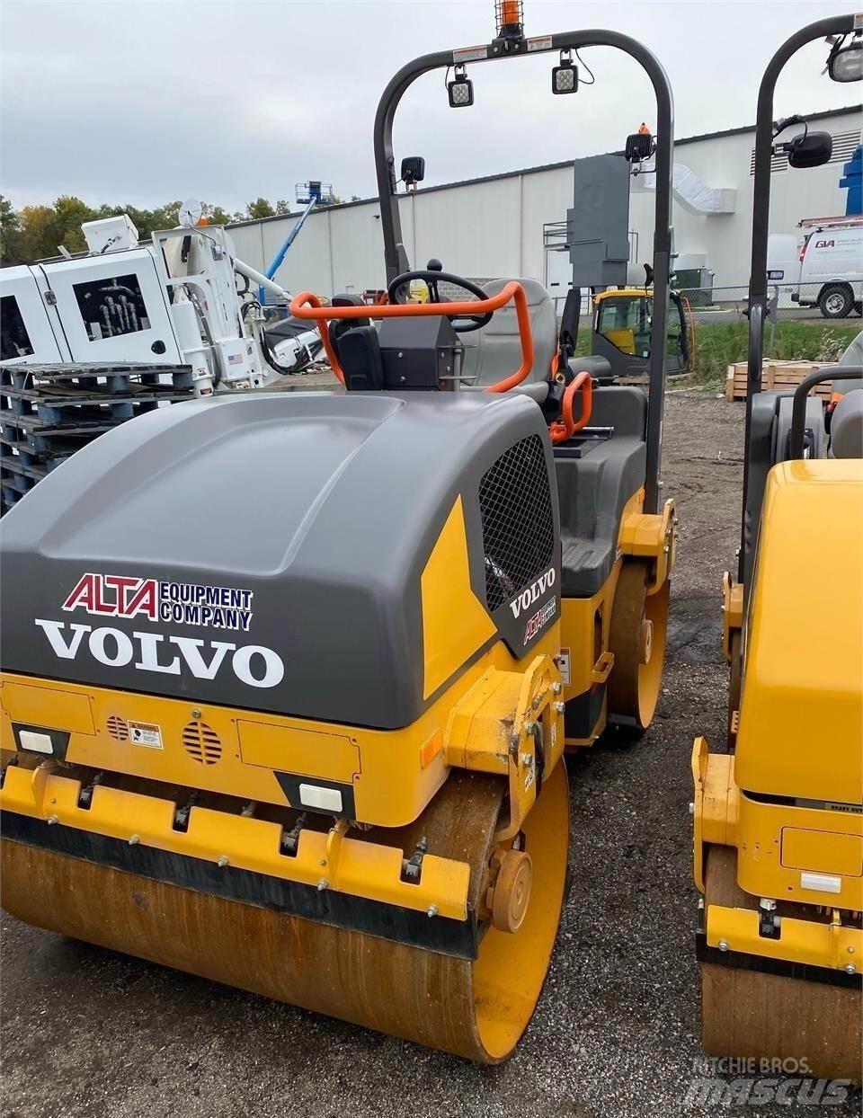 Volvo DD35B Çift tamburlu silindirler
