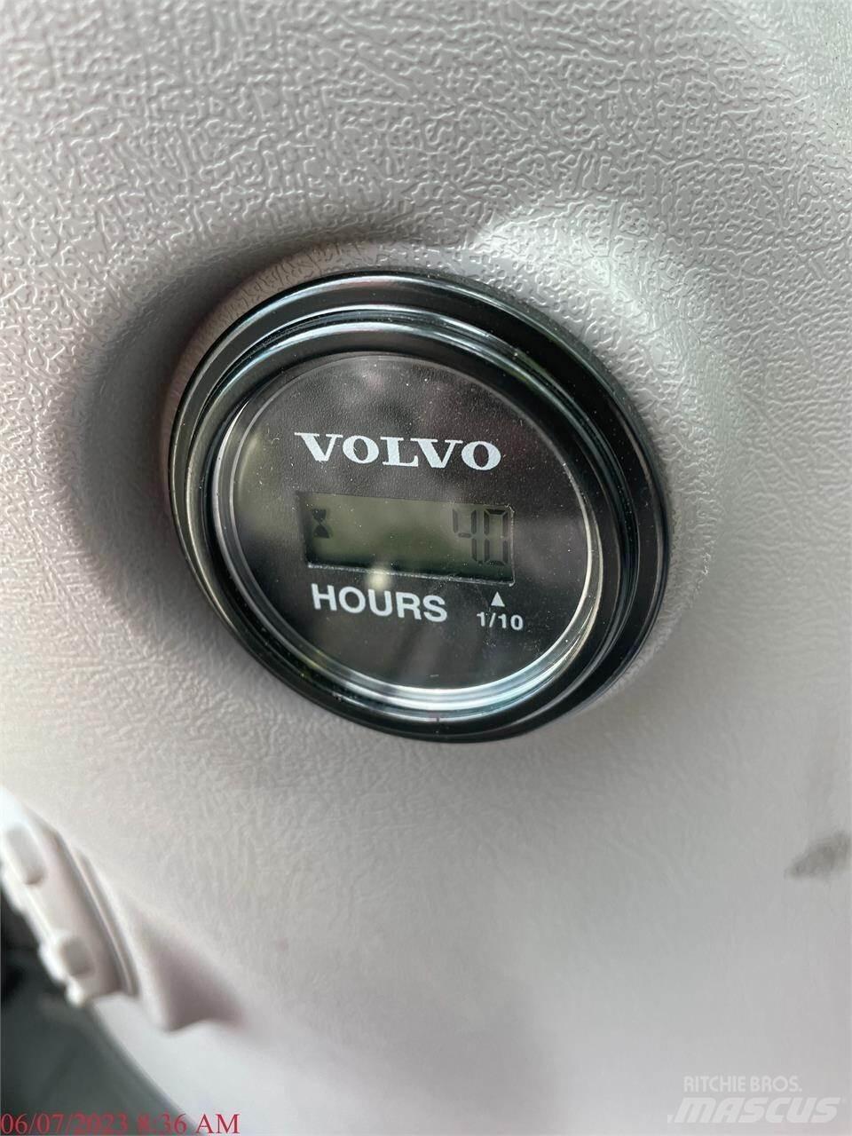 Volvo EC140EL Paletli ekskavatörler