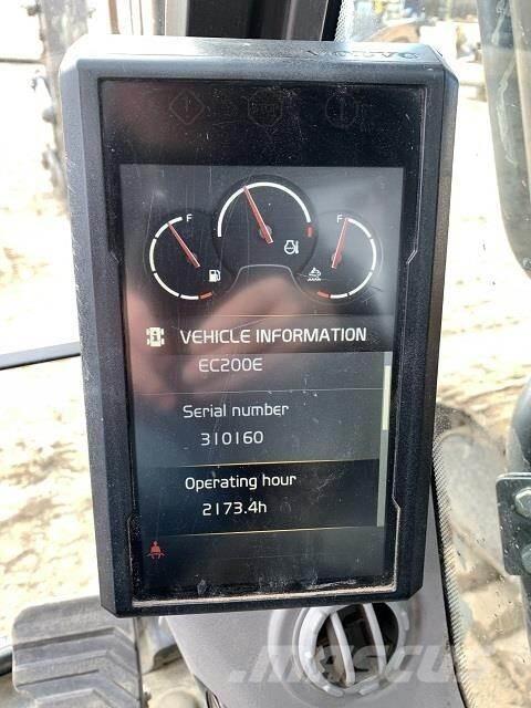 Volvo EC200EL Paletli ekskavatörler