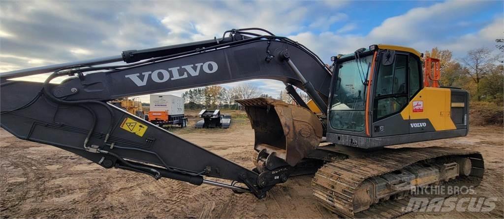Volvo EC220EL Paletli ekskavatörler