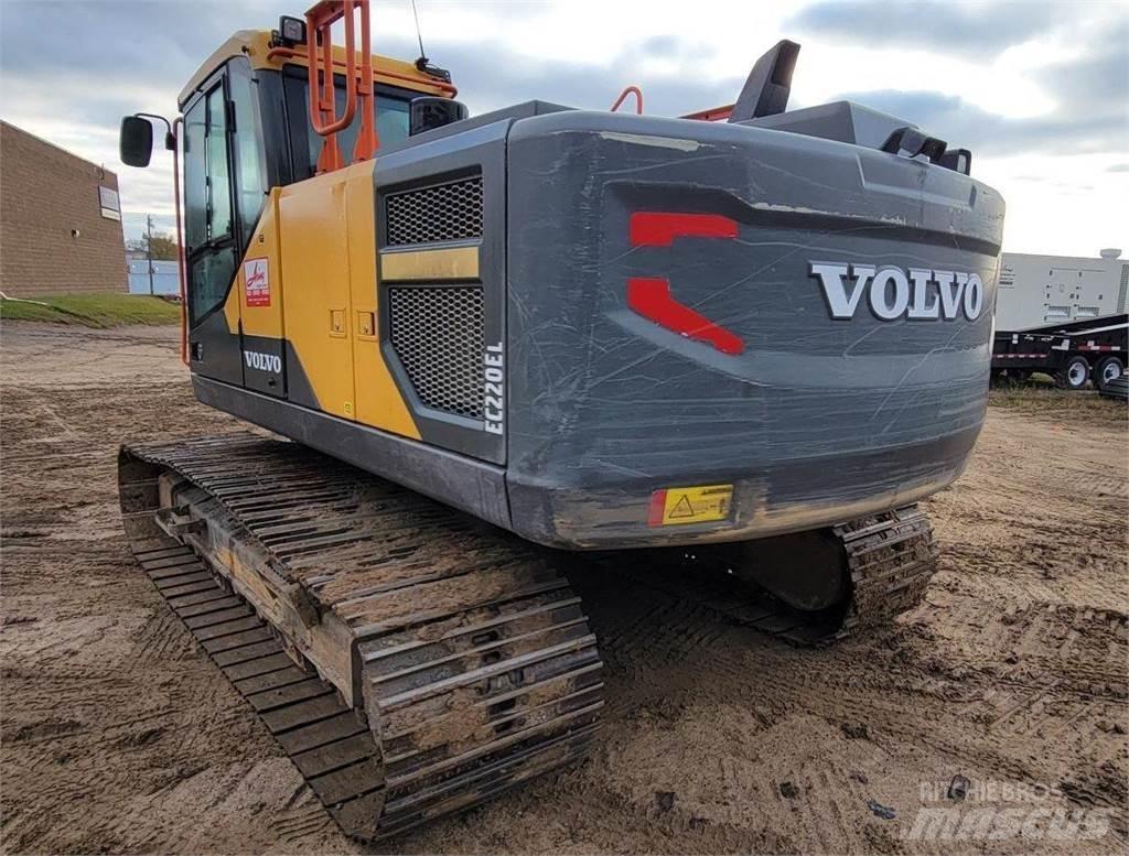 Volvo EC220EL Paletli ekskavatörler