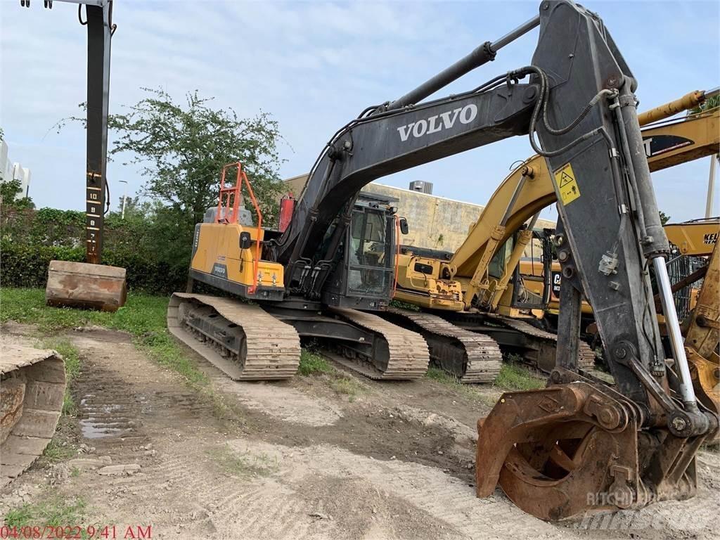 Volvo EC220EL Paletli ekskavatörler