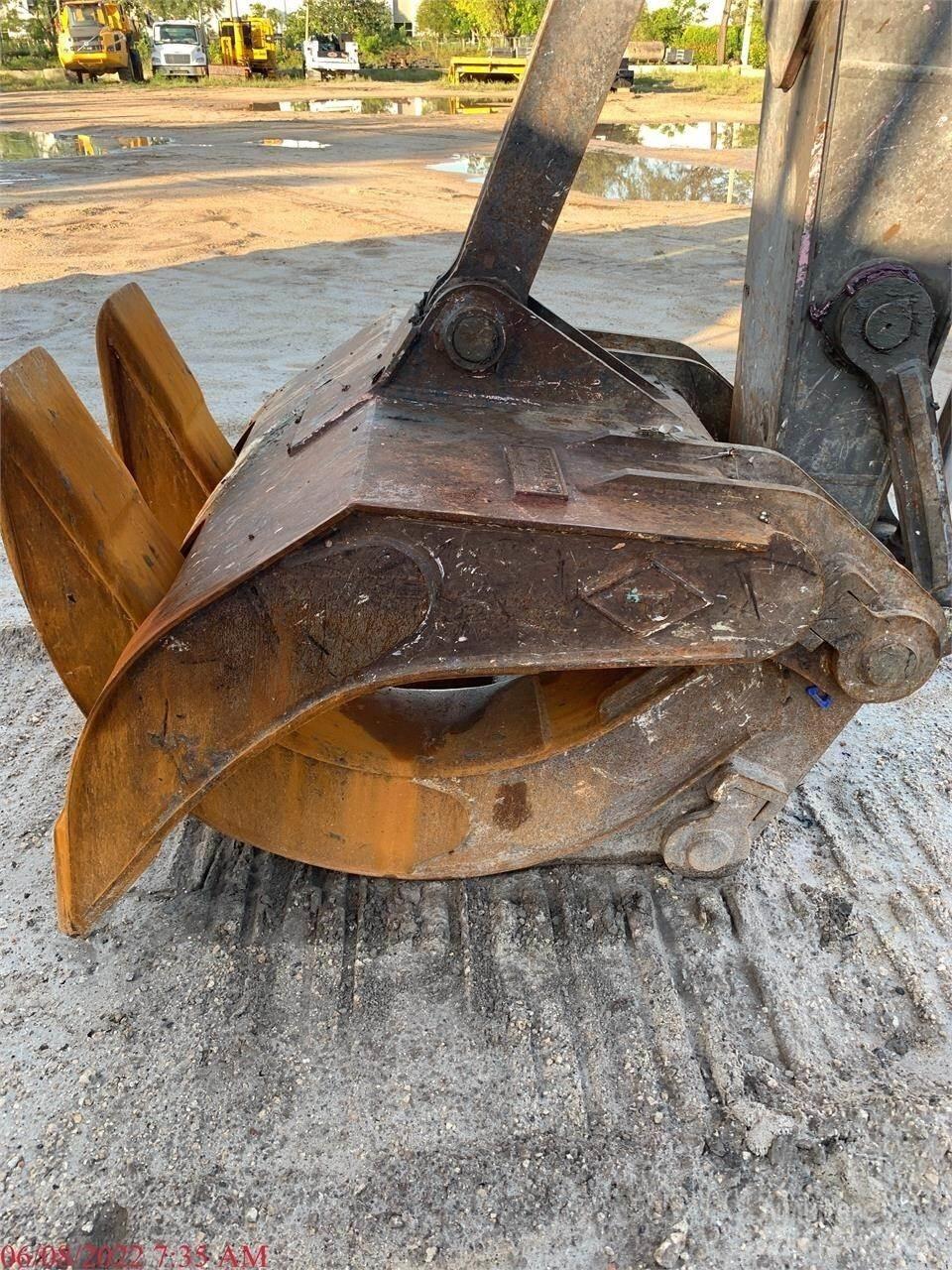 Volvo EC220EL Paletli ekskavatörler