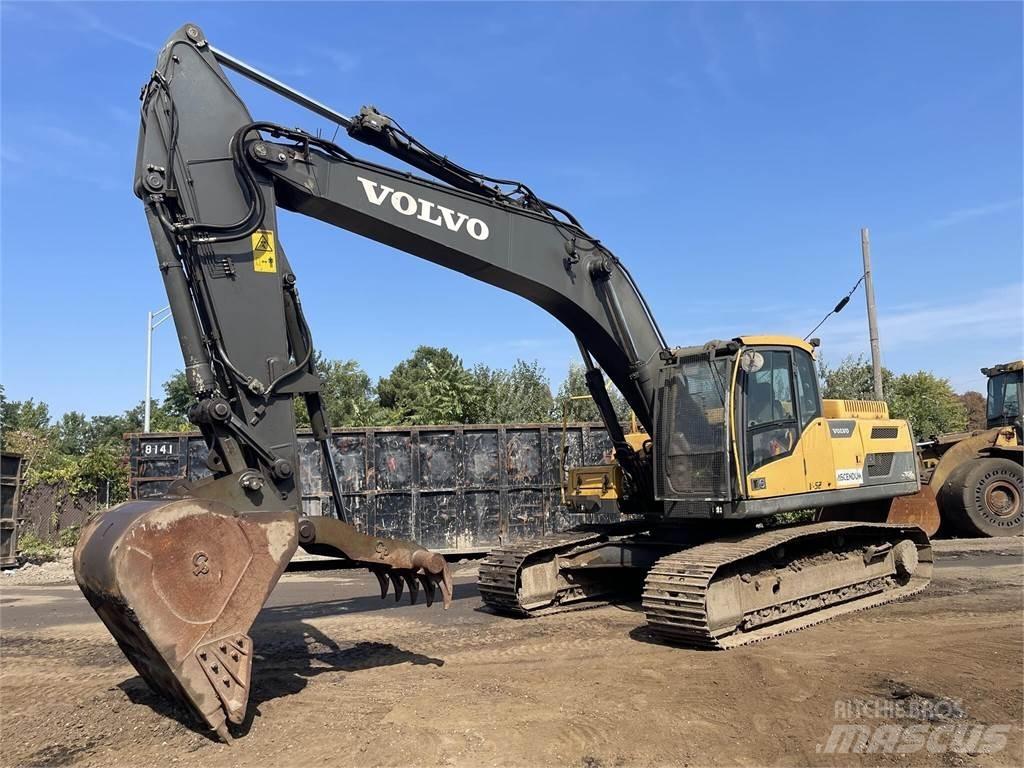 Volvo EC250DL Paletli ekskavatörler