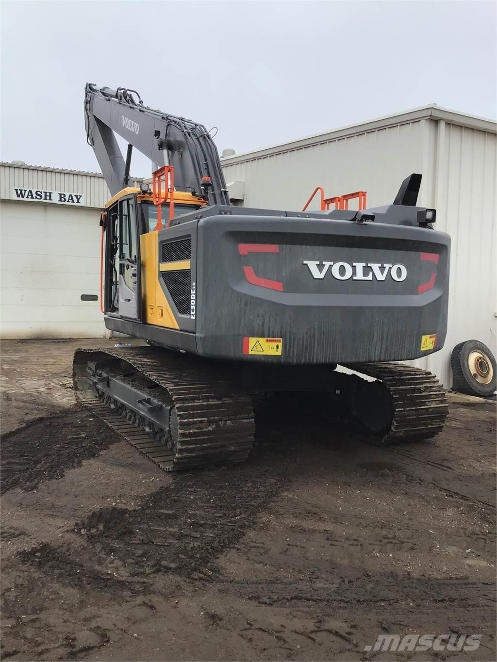 Volvo EC300E LR Paletli ekskavatörler