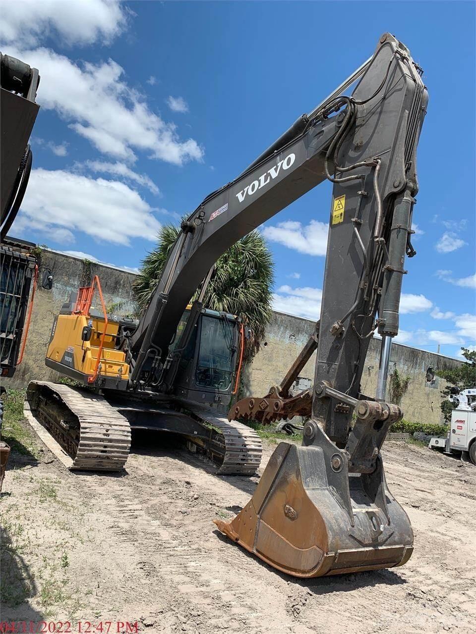 Volvo EC300EL Paletli ekskavatörler