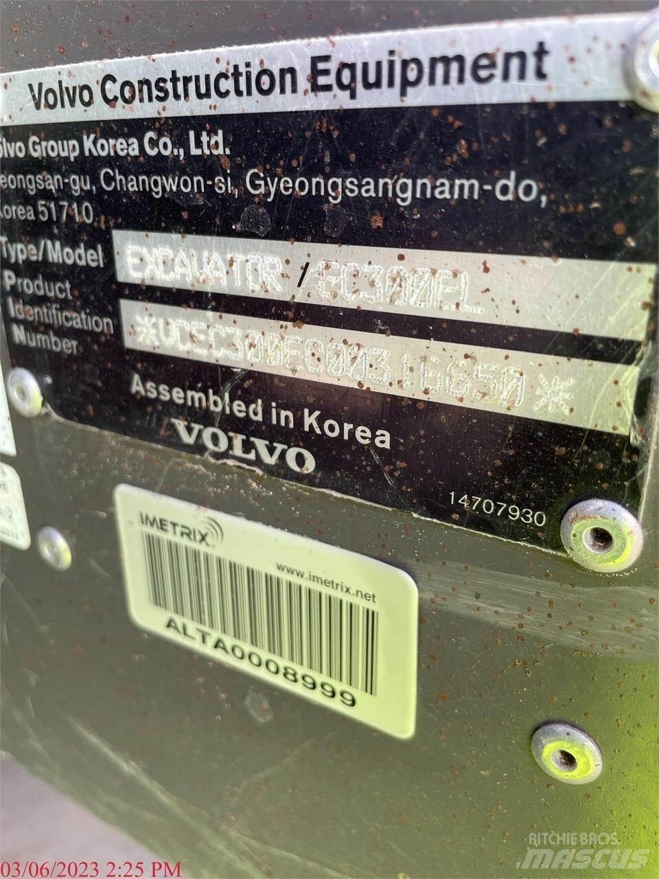 Volvo EC300EL Paletli ekskavatörler