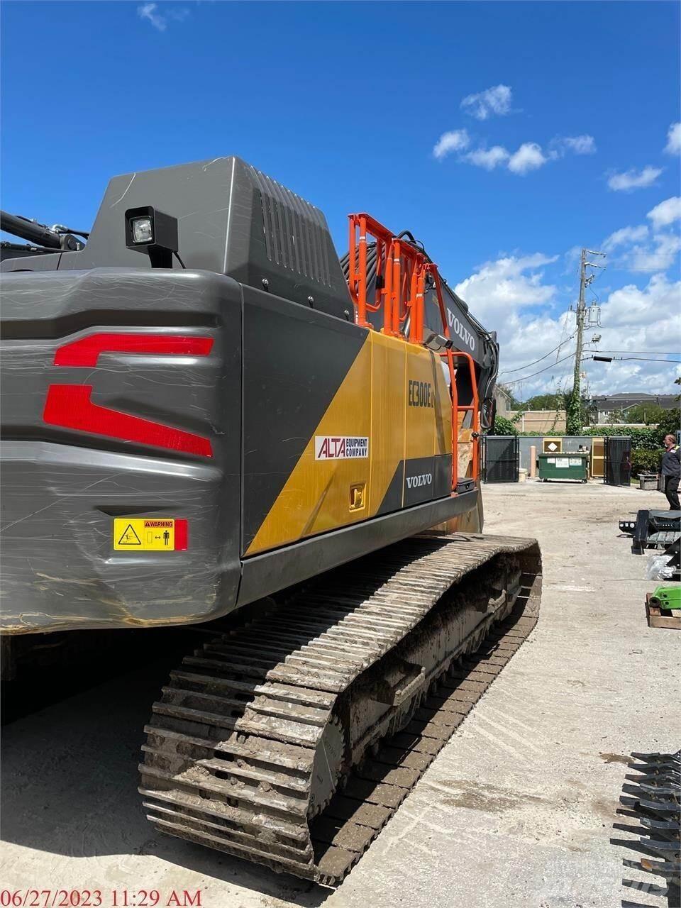 Volvo EC300EL Paletli ekskavatörler