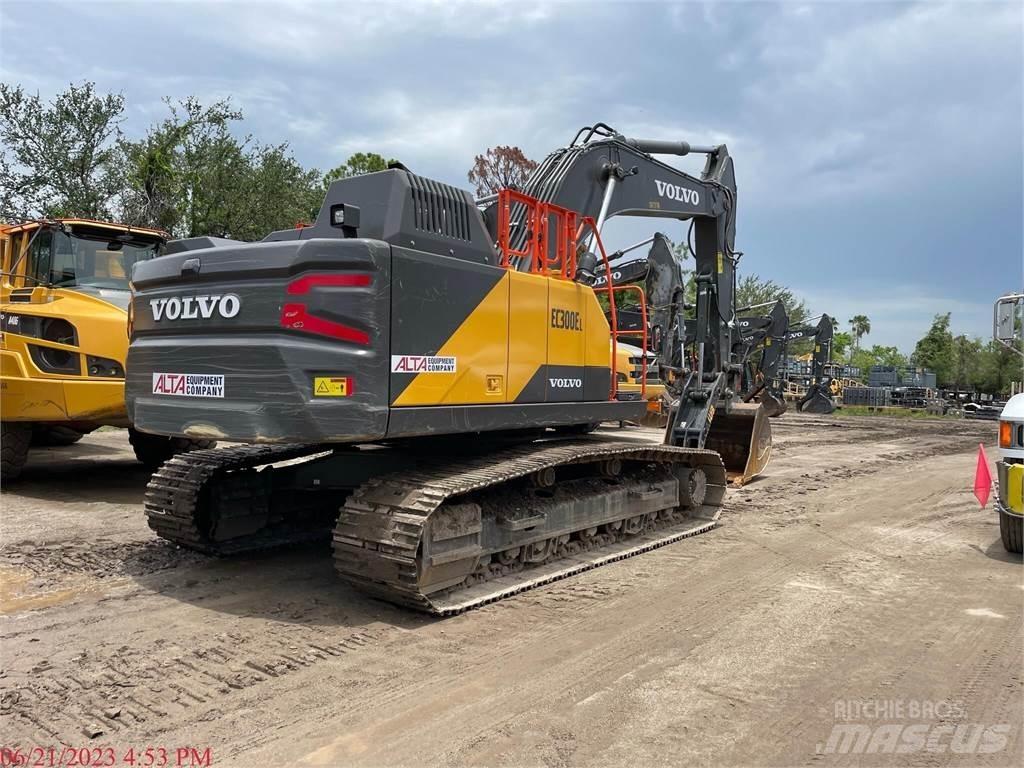 Volvo EC300EL Paletli ekskavatörler