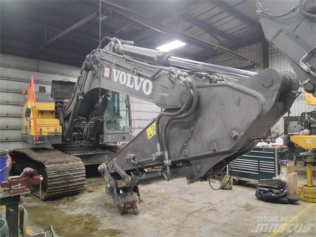 Volvo EC350E Paletli ekskavatörler