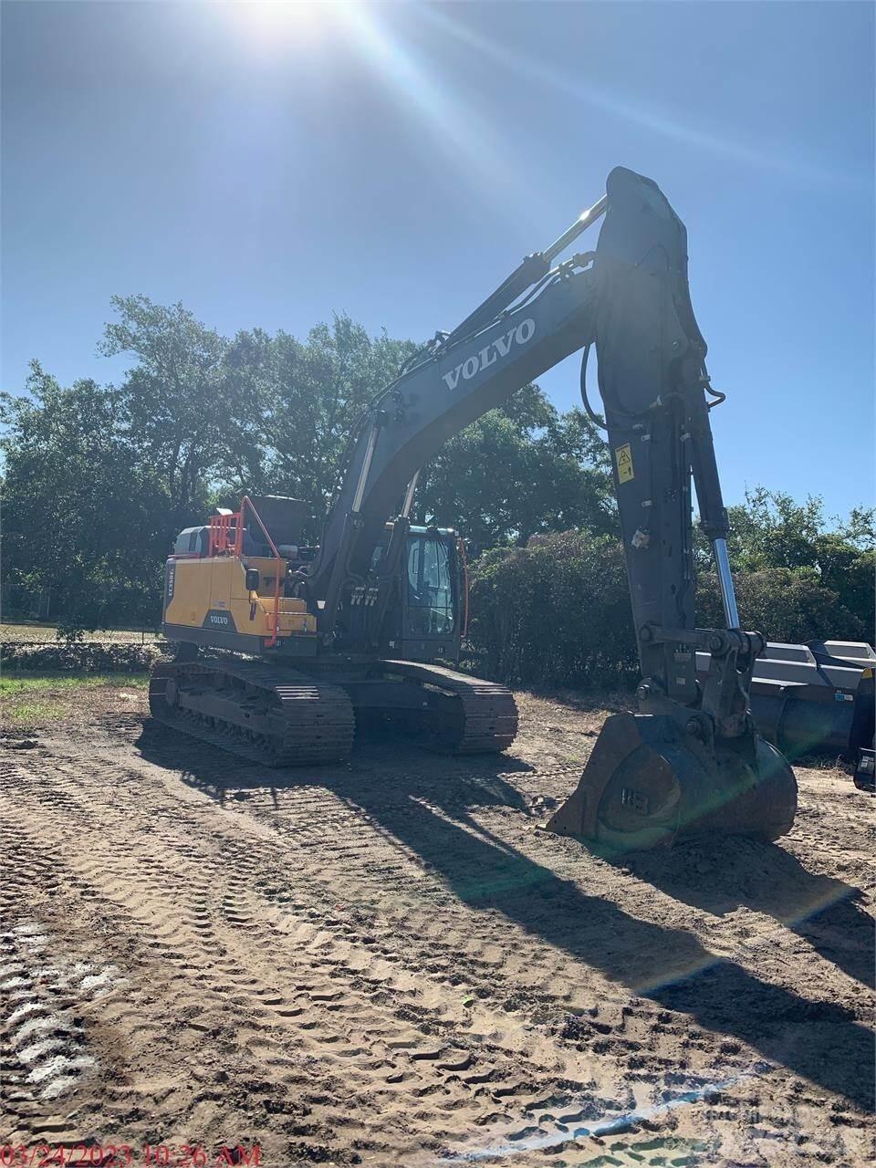 Volvo EC350EL Paletli ekskavatörler