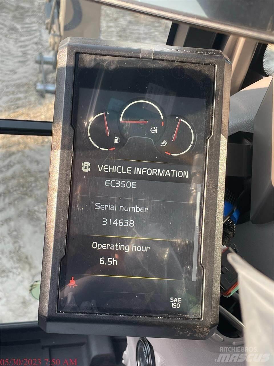 Volvo EC350EL Paletli ekskavatörler