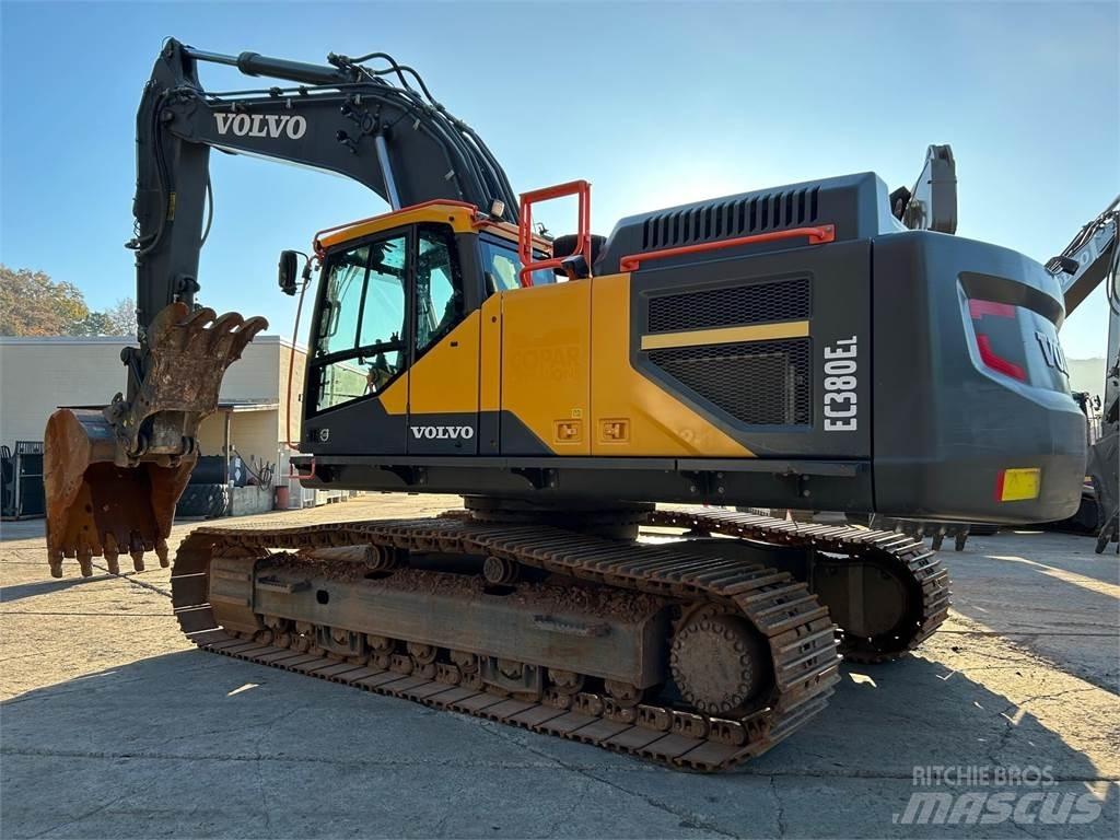 Volvo EC380EL Paletli ekskavatörler