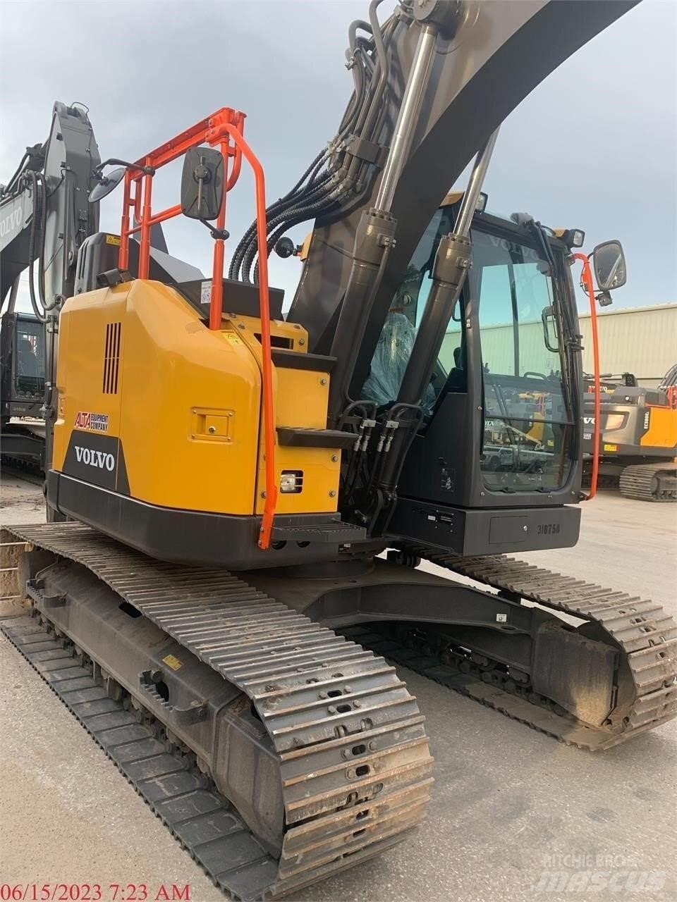 Volvo ECR145EL Paletli ekskavatörler