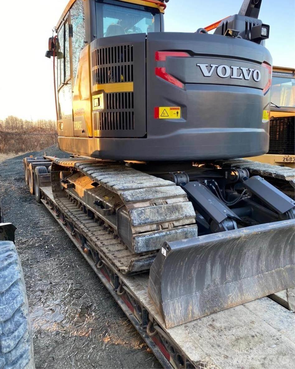 Volvo ECR145EL Paletli ekskavatörler