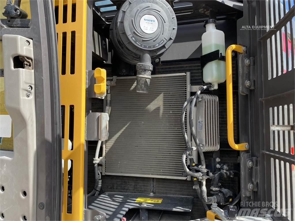 Volvo ECR235EL Paletli ekskavatörler