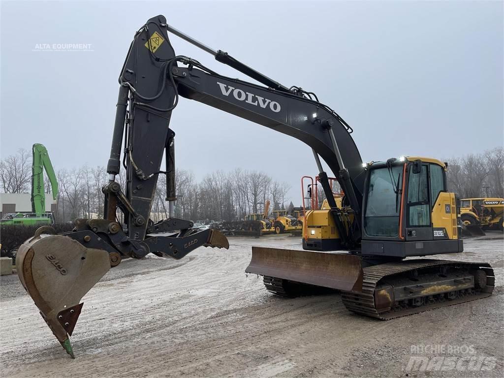 Volvo ECR235EL Paletli ekskavatörler