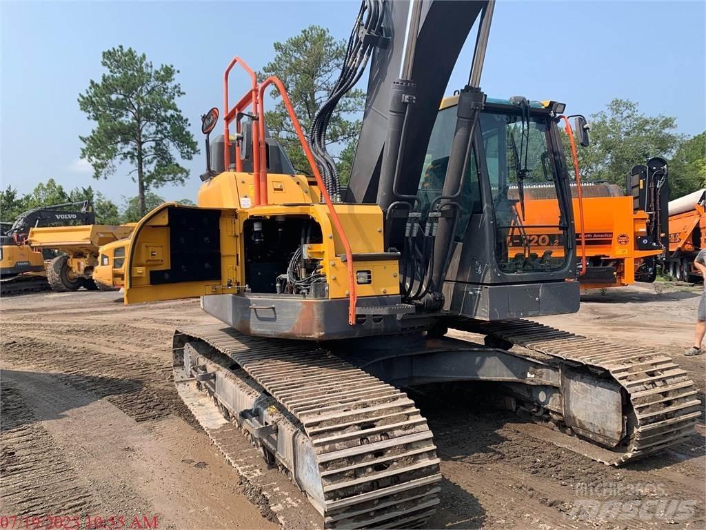 Volvo ECR235EL Paletli ekskavatörler