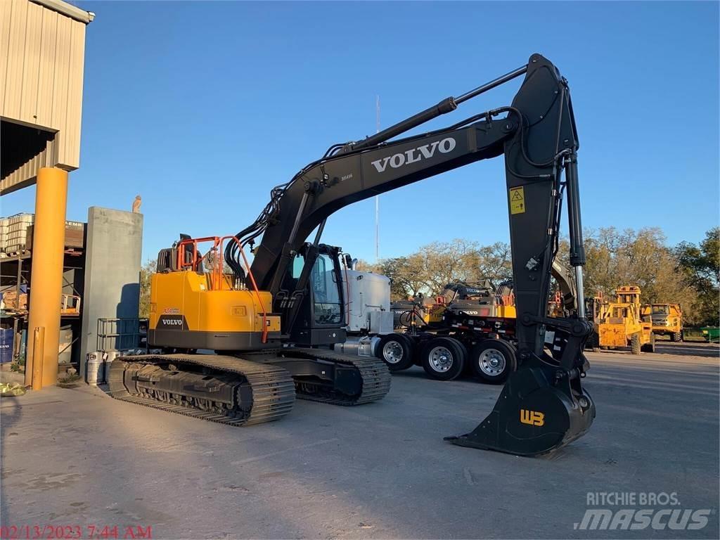 Volvo ECR235EL Paletli ekskavatörler