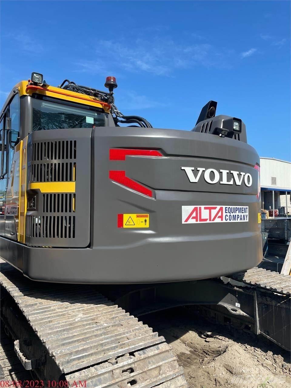 Volvo ECR235EL Paletli ekskavatörler