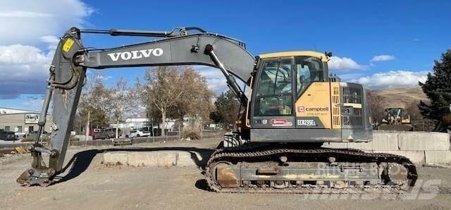 Volvo ECR235EL Paletli ekskavatörler