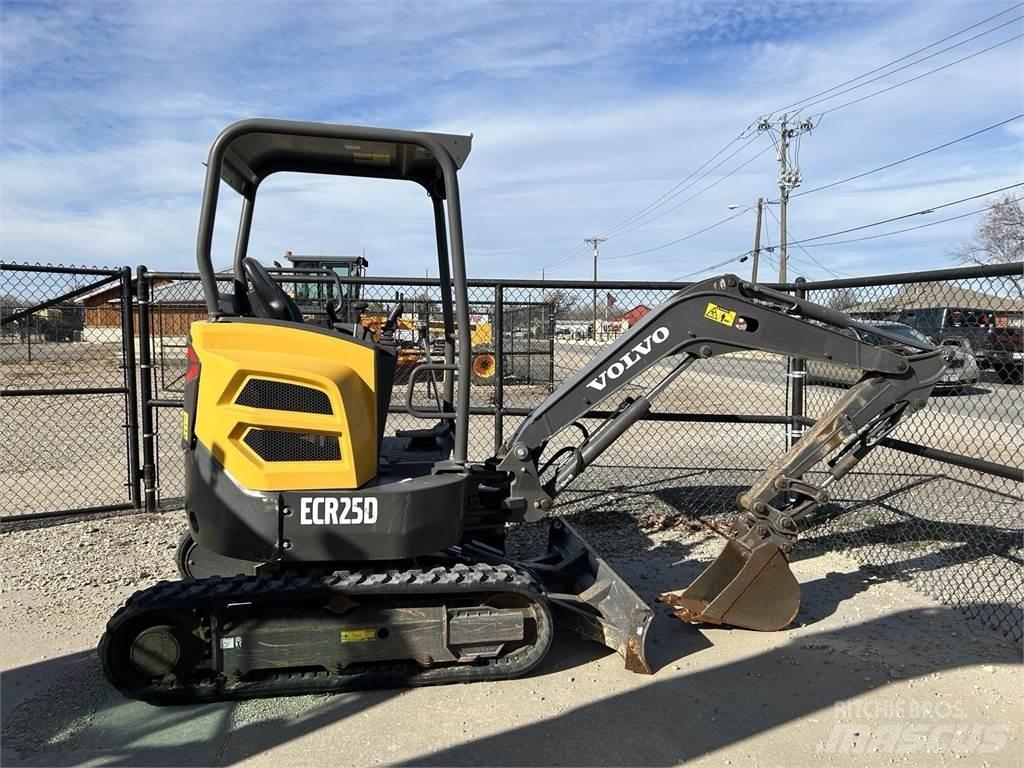 Volvo ECR25D Mini ekskavatörler, 7 tona dek