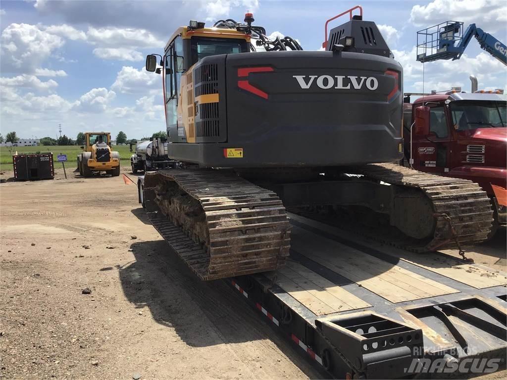 Volvo ECR355EL Paletli ekskavatörler