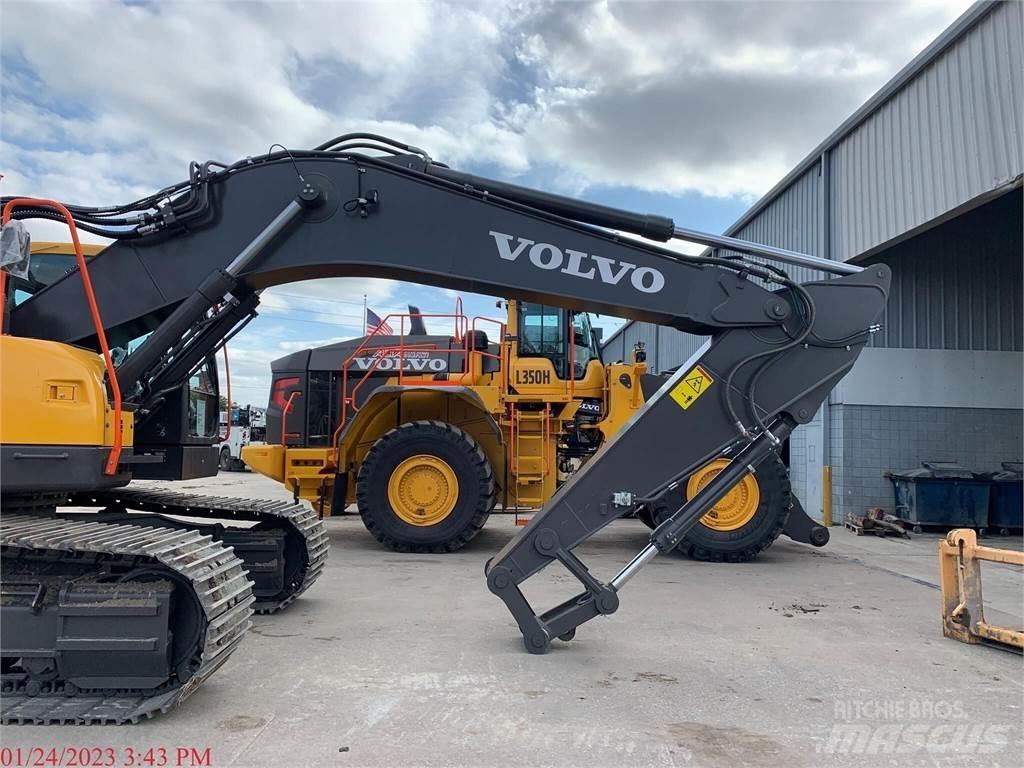 Volvo ECR355EL Paletli ekskavatörler