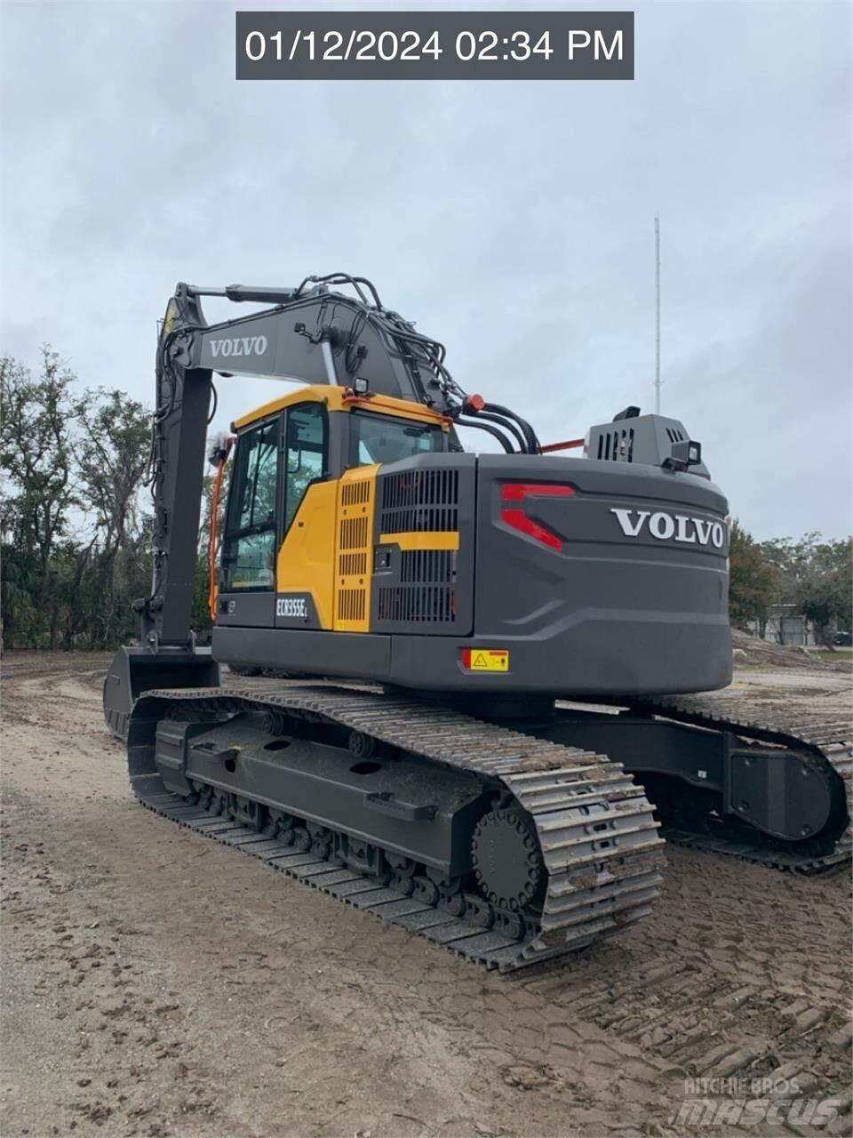 Volvo ECR355EL Paletli ekskavatörler