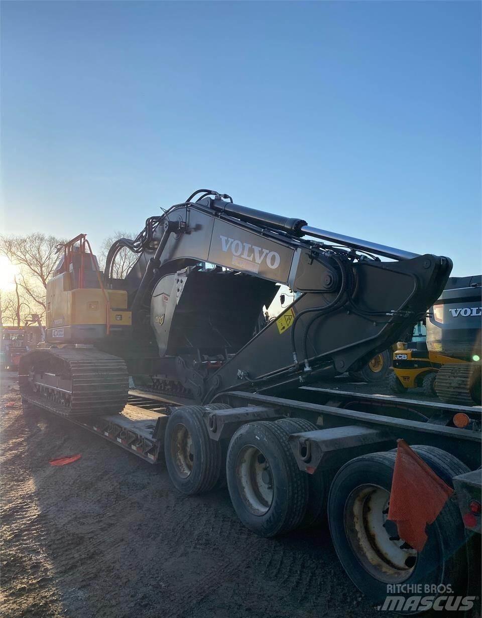 Volvo ECR355EL Paletli ekskavatörler