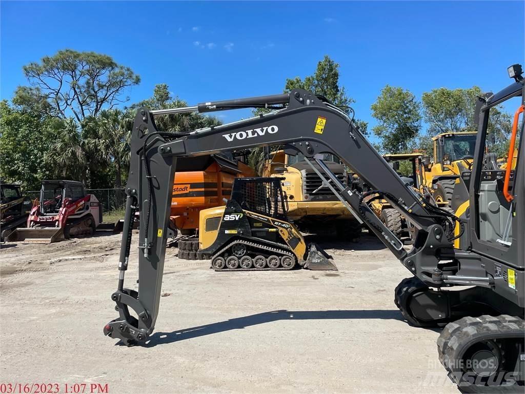 Volvo ECR58F Paletli ekskavatörler