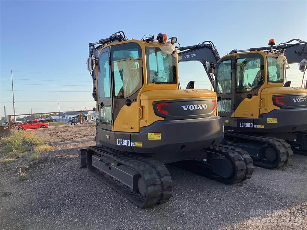 Volvo ECR88D Paletli ekskavatörler