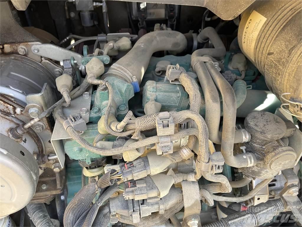 Volvo ECR88D Paletli ekskavatörler