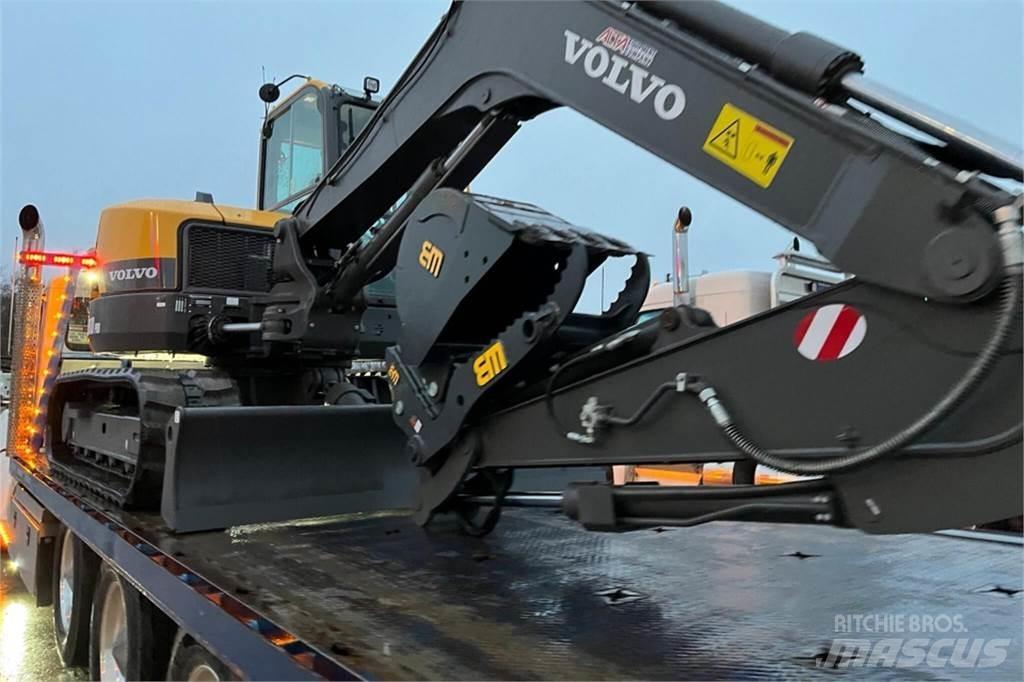 Volvo ECR88D Paletli ekskavatörler