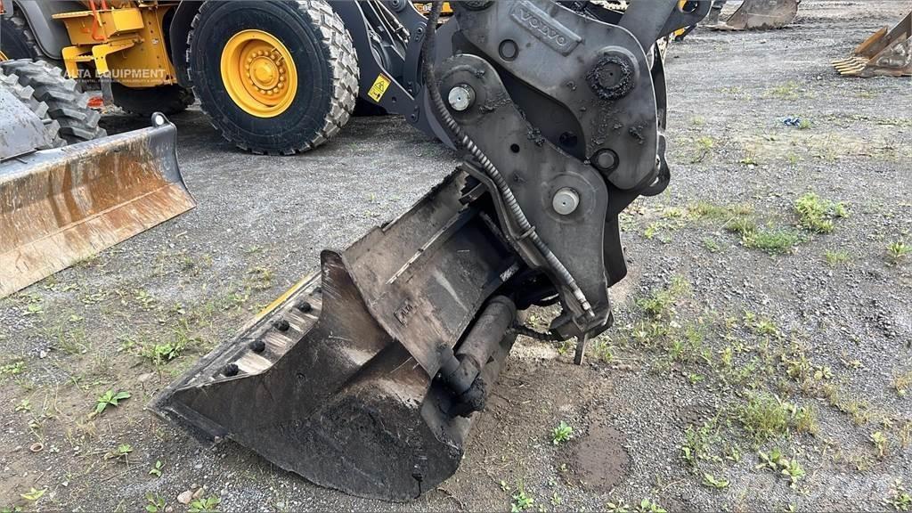 Volvo EW180E Lastik tekerli ekskavatörler