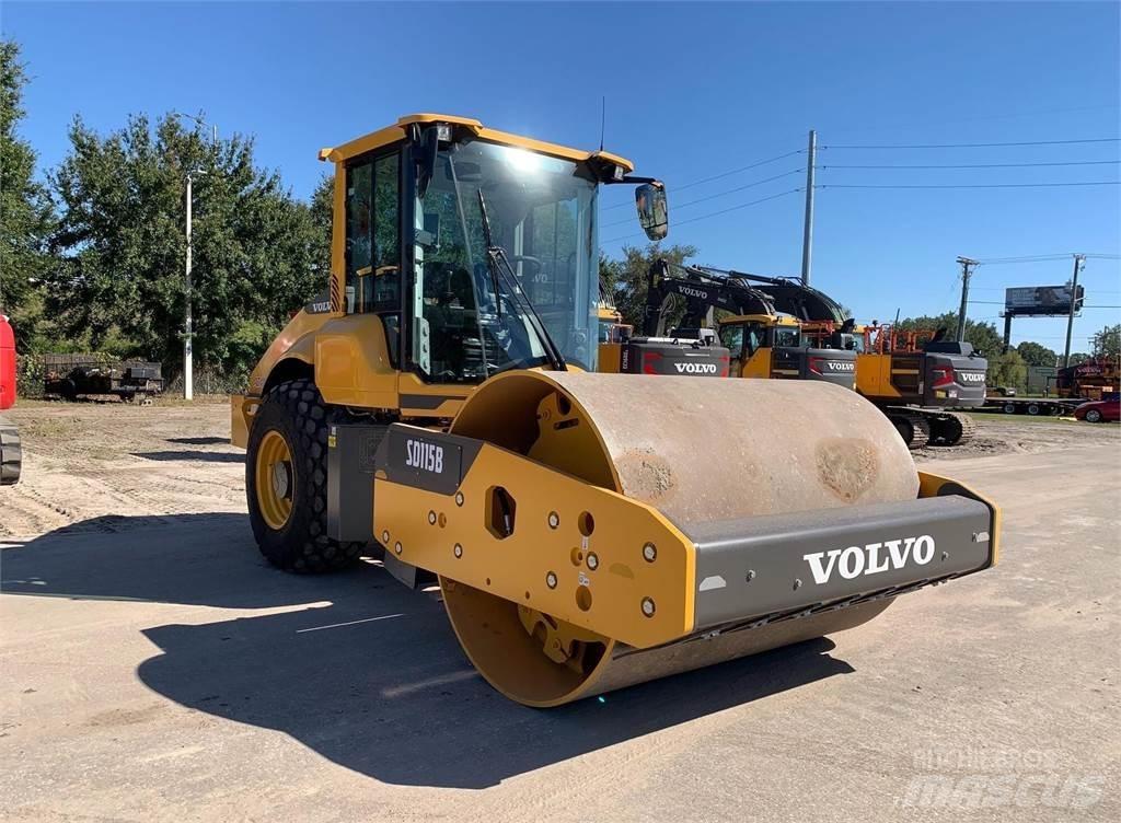 Volvo SD115B Çift tamburlu silindirler