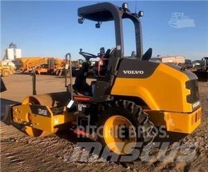Volvo SD45B Çift tamburlu silindirler