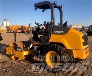 Volvo SD45B Çift tamburlu silindirler