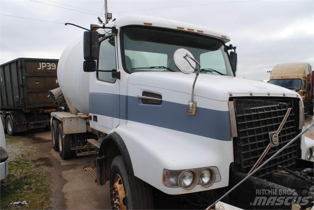 Volvo VHD64B200 Transmikserler
