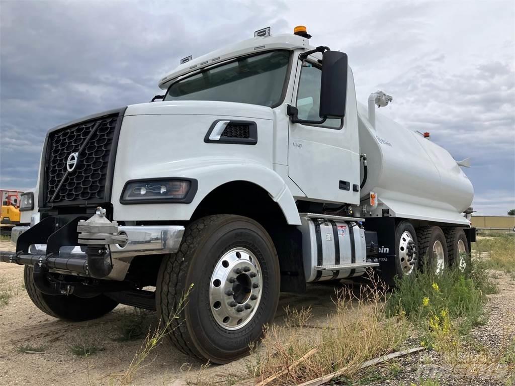 Volvo VHD84F300 Tankerli kamyonlar