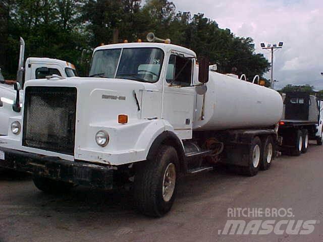 Western Star 6964F Tankerli kamyonlar