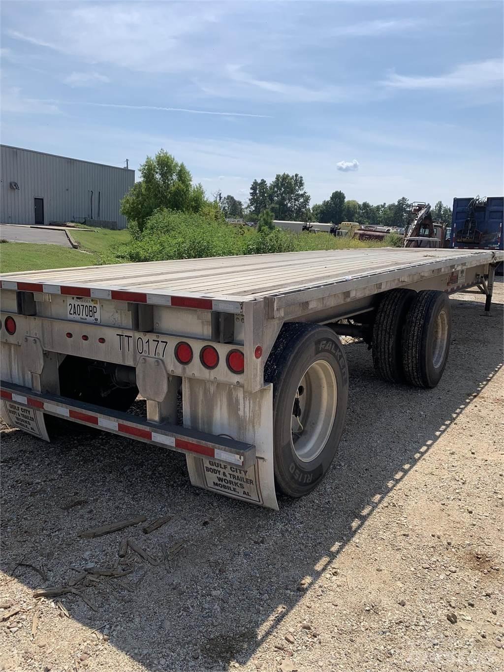 Wilson  Flatbed römorklar
