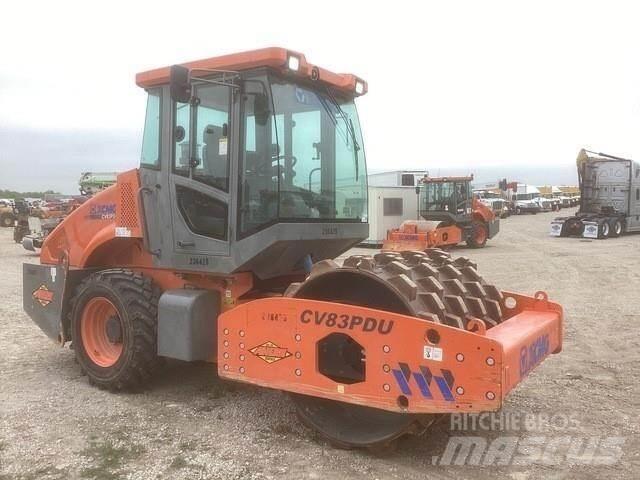 XCMG CV83PDU Çift tamburlu silindirler