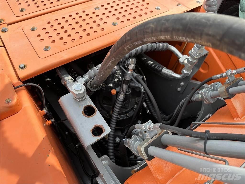 XCMG XE210CU Paletli ekskavatörler