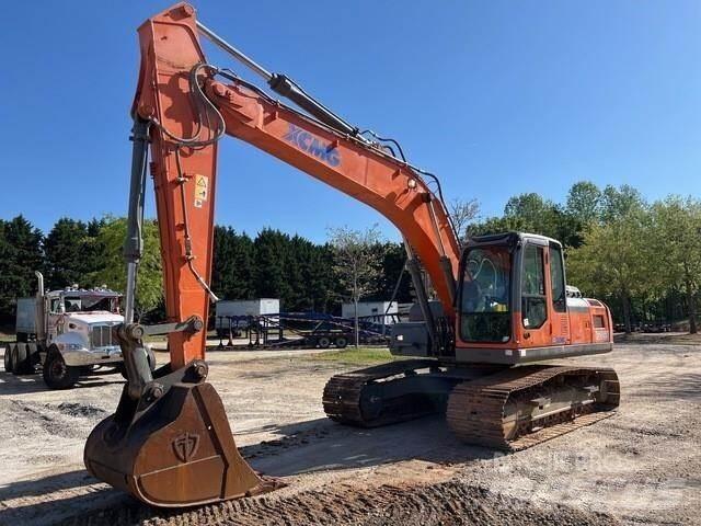 XCMG XE210CU Paletli ekskavatörler
