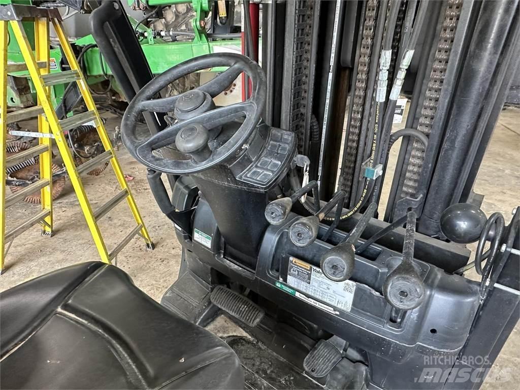Yale GLC080VX Diger