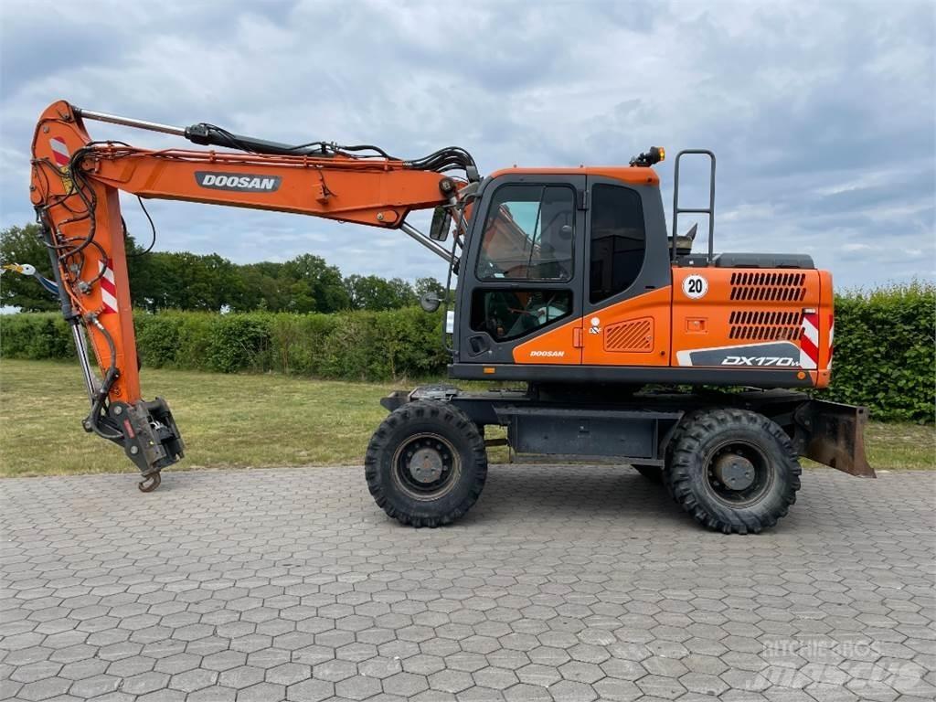 Doosan DX170W-5 Lastik tekerli ekskavatörler