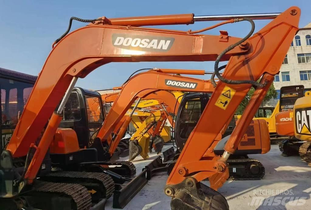 Doosan DH55 Paletli ekskavatörler