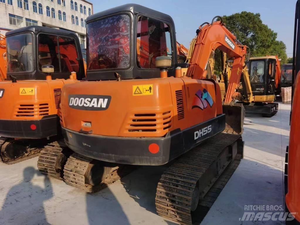 Doosan DH55 Paletli ekskavatörler
